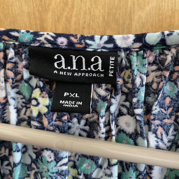New! a.n.a. Blouse - Picture 5 of 5